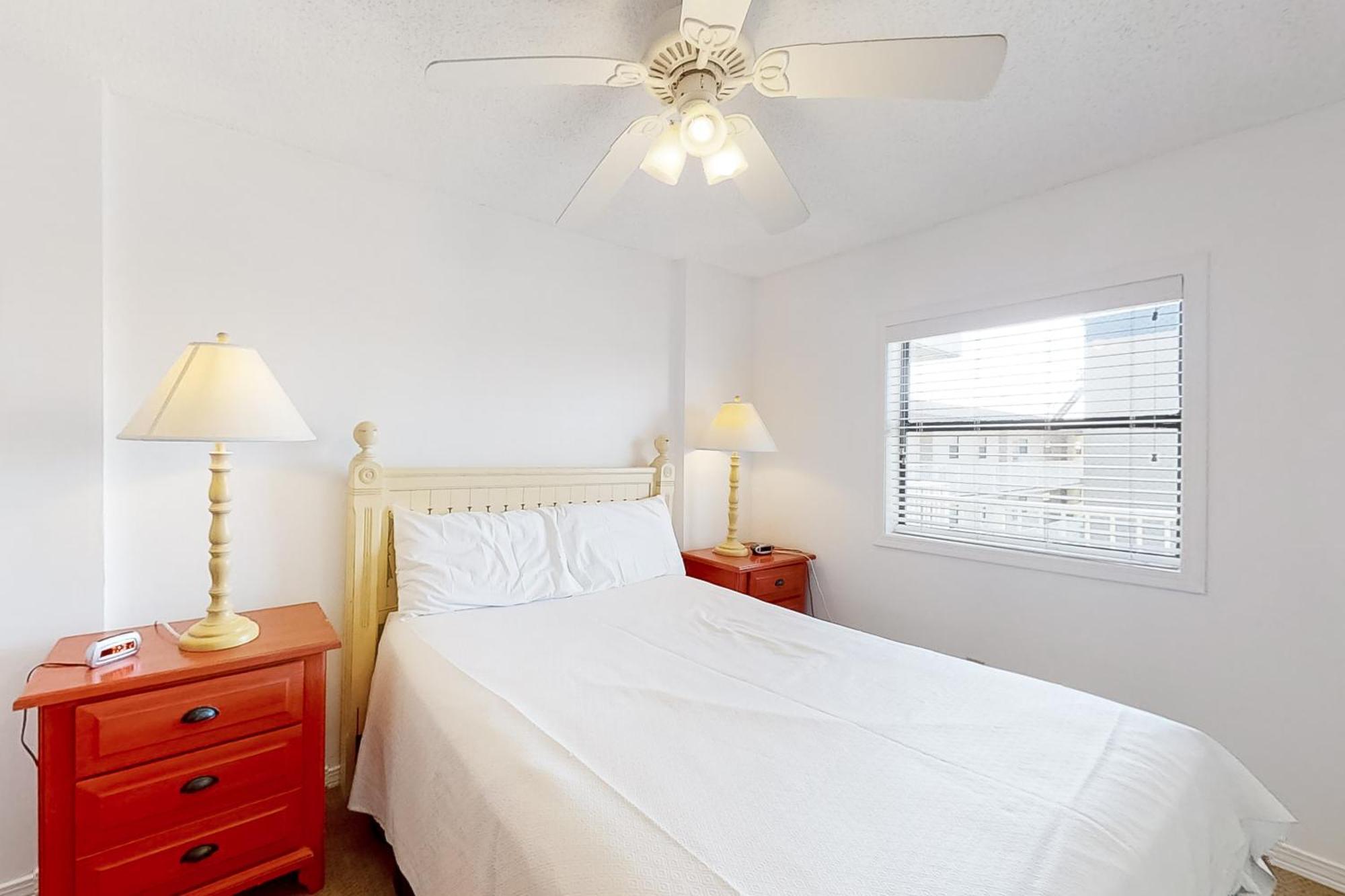 Seaside Beach And Raquet Club Condos III Orange Beach Room photo