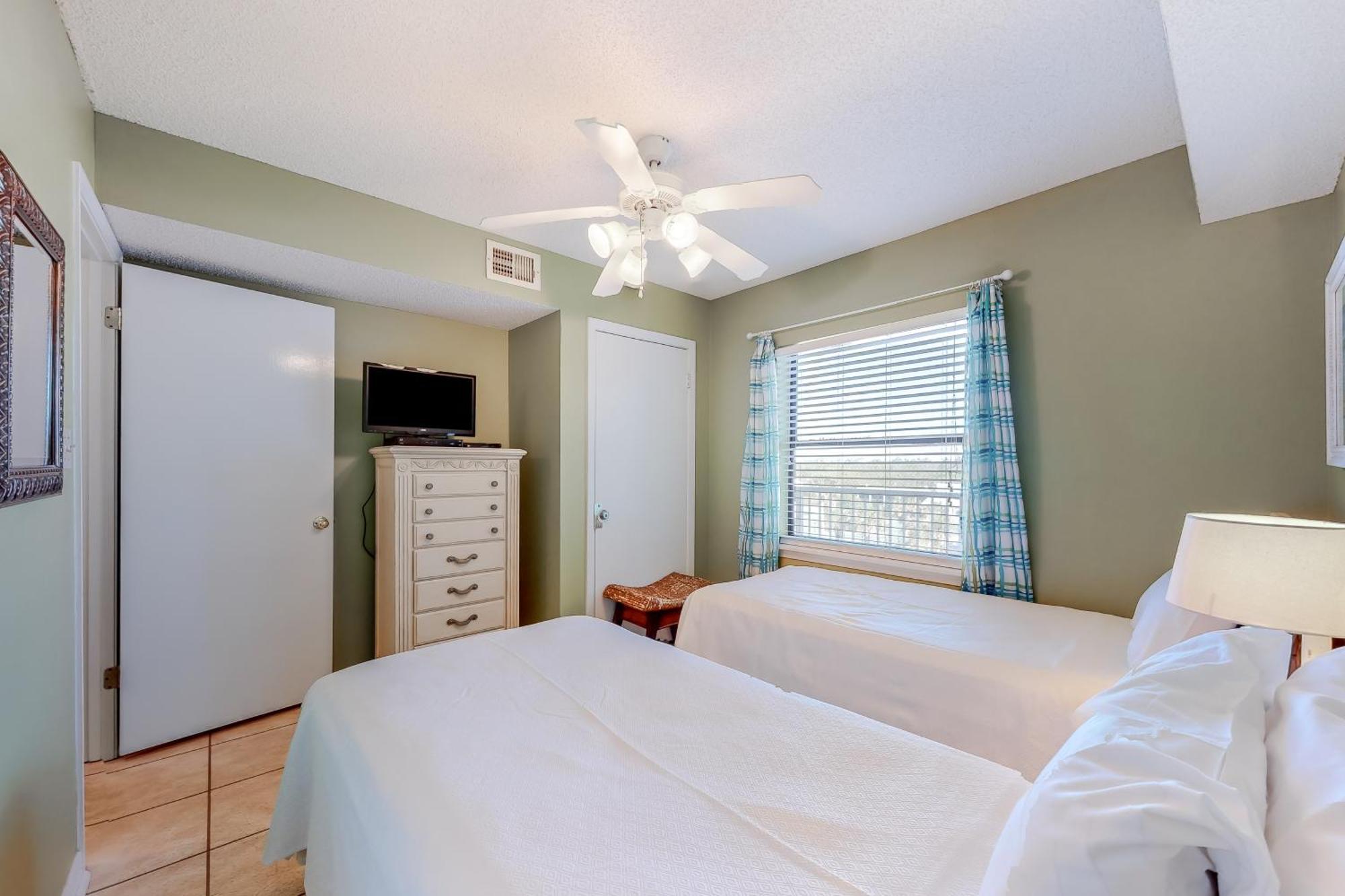 Seaside Beach And Raquet Club Condos III Orange Beach Room photo